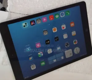 New Apple iPad 10.2 (2019) 128 GB Gray