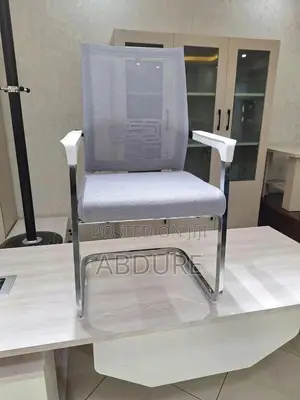 Photo - U Leg Guest Chair