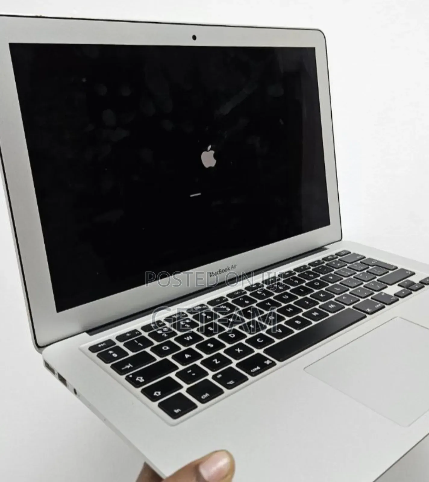 New Laptop Apple MacBook Air 2023 M2 4GB Intel Core I5 SSD 128GB
