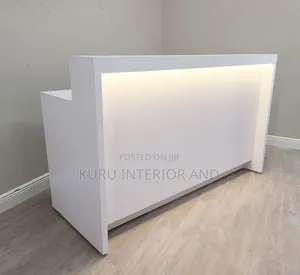 Modern Reception Tabel 140 Cm Width 110cm Height X 50 Cm Debth