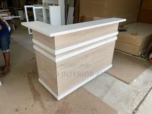 Reception Tabel 110 Cm X 110 Cm 50 Cm