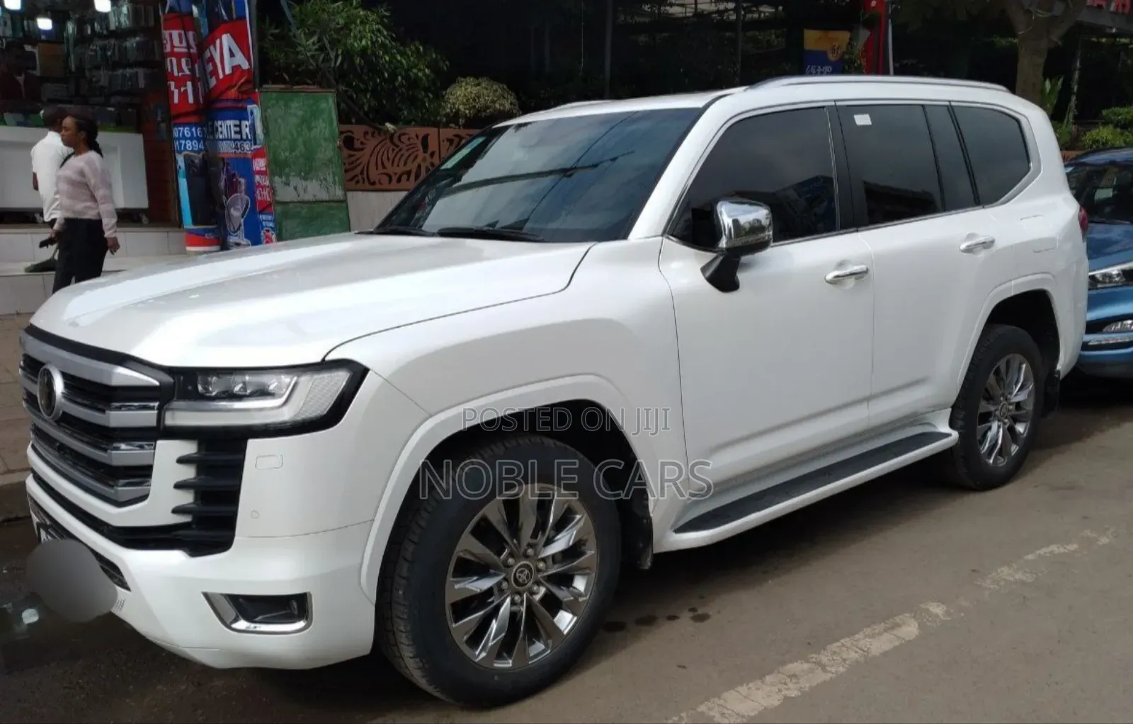 Toyota Land Cruiser 2023 Ivory