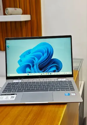 New Laptop HP Envy X360 16GB Intel Core 7 SSD 1T