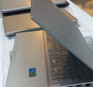 New Laptop Asus VivoBook 15 X505BA 16GB Intel Core I5 SSD 512GB