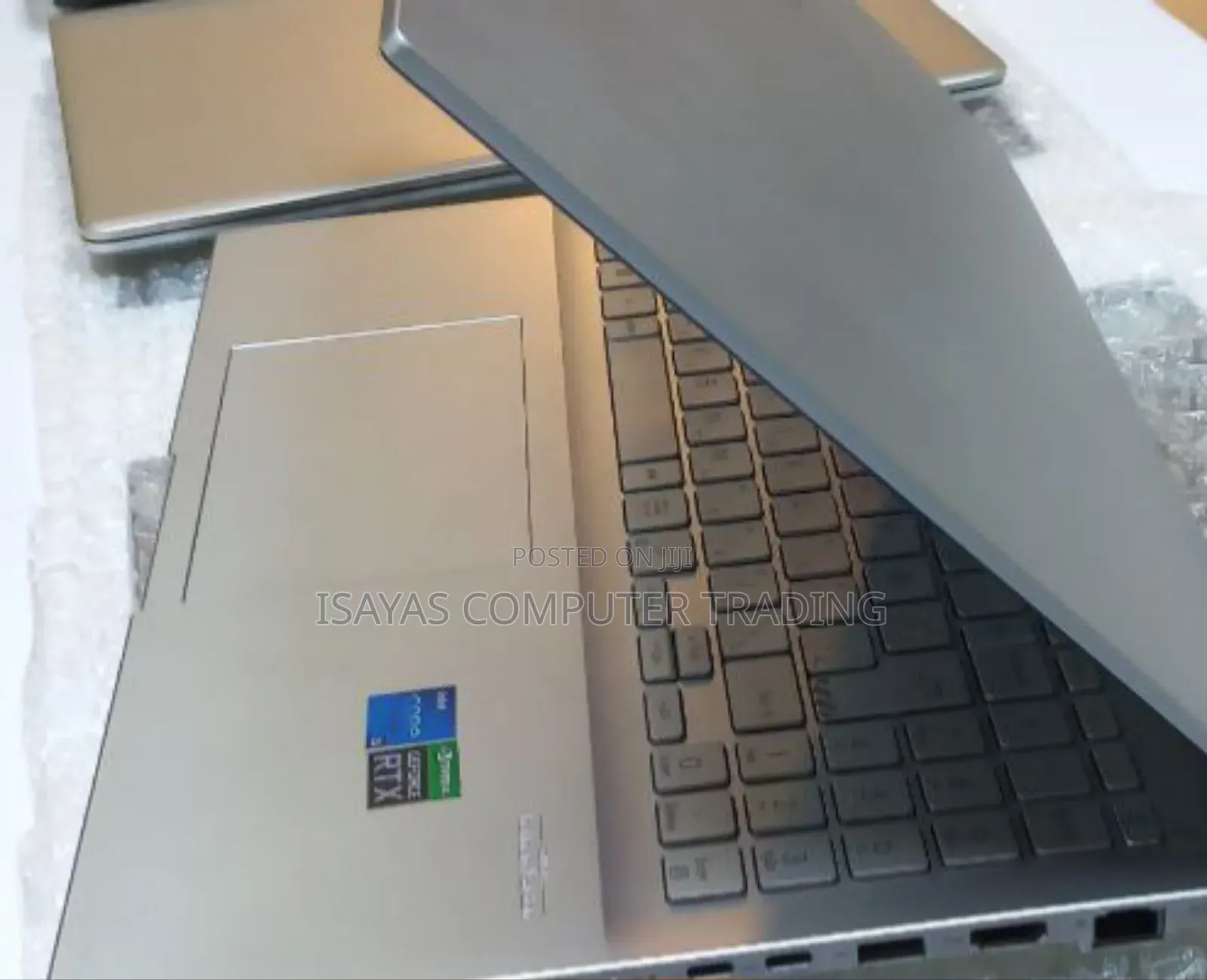 New Laptop Asus VivoBook 15 X505BA 16GB Intel Core I5 SSD 512GB