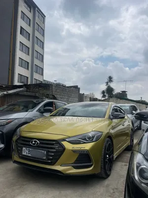 Hyundai Avante 2017 Yellow