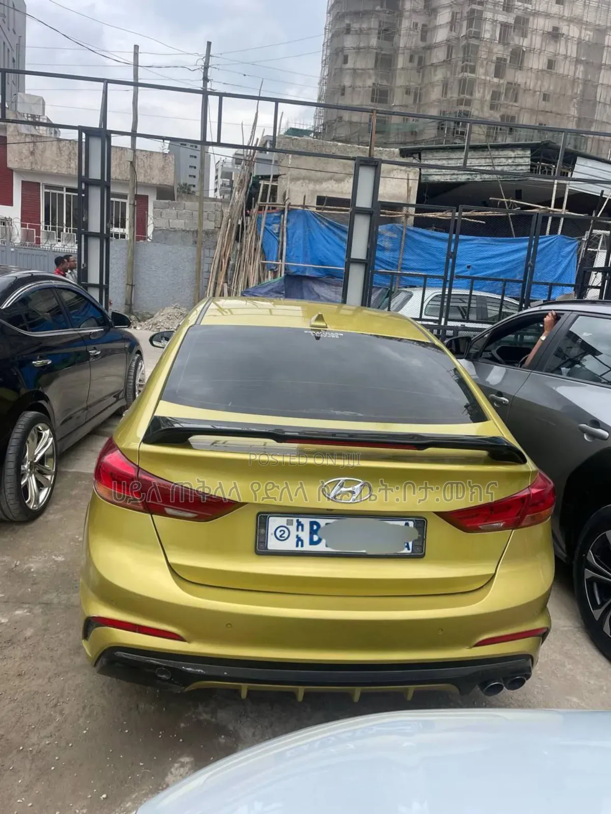 Hyundai Avante 2017 Yellow