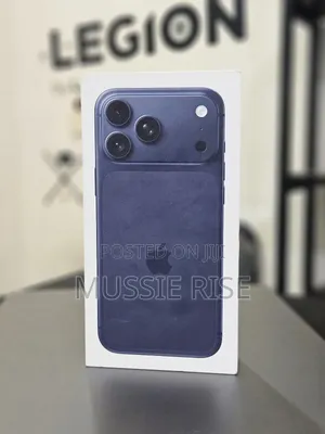 Photo - New Apple iPhone 17 Pro Max 256 GB Blue