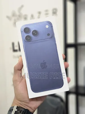 New Apple iPhone 17 Pro Max 256 GB Blue