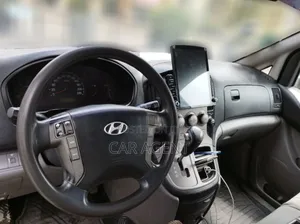 Hyundai Starex 2020 Silver