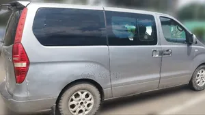 Hyundai Starex 2020 Silver