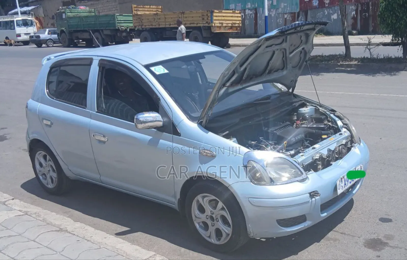 Toyota Vitz 2004 Blue