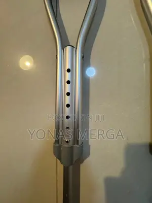 Pair Adjustable Crutches for Adults肖豳taking It With You for Travelling