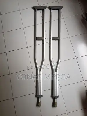 Photo - Axillary Crutches谷饗adjustable, Walking Stick(1 Pair) -Larg(Grey)