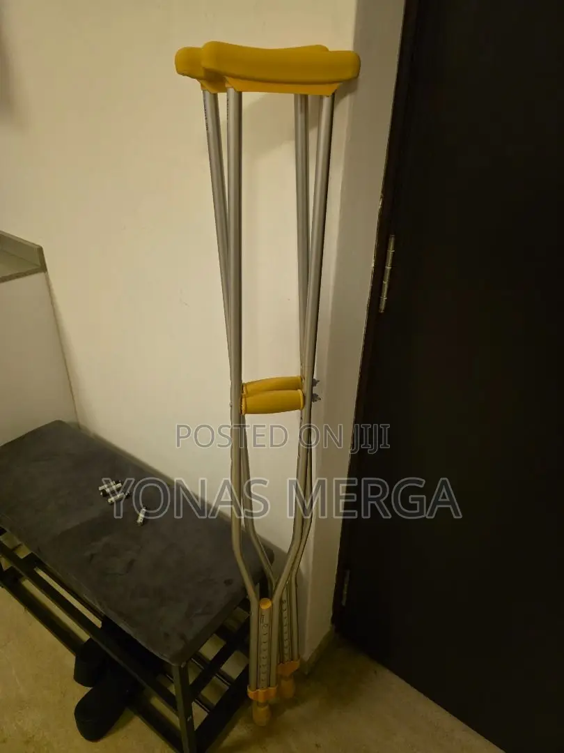 Crutches卌for Walking With Hand Underarm Support Stable Rubber Bush