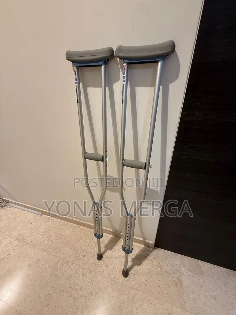 Axillary Crutches雀戶crutche啄曰lightweight Aluminum Gray Dot Crutches