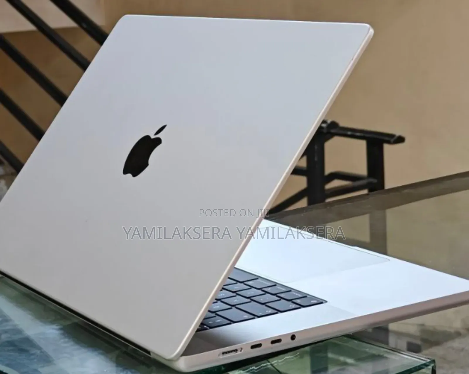 New Laptop Apple MacBook Pro M1 16GB Apple M1 Pro SSD 1T