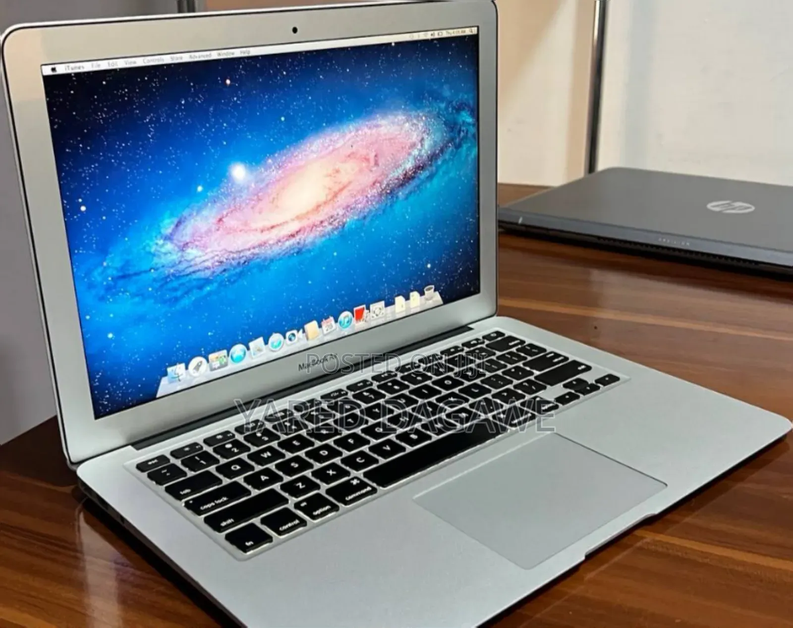 New Laptop Apple MacBook Air 2015 8GB Intel Core I5 SSD 256GB