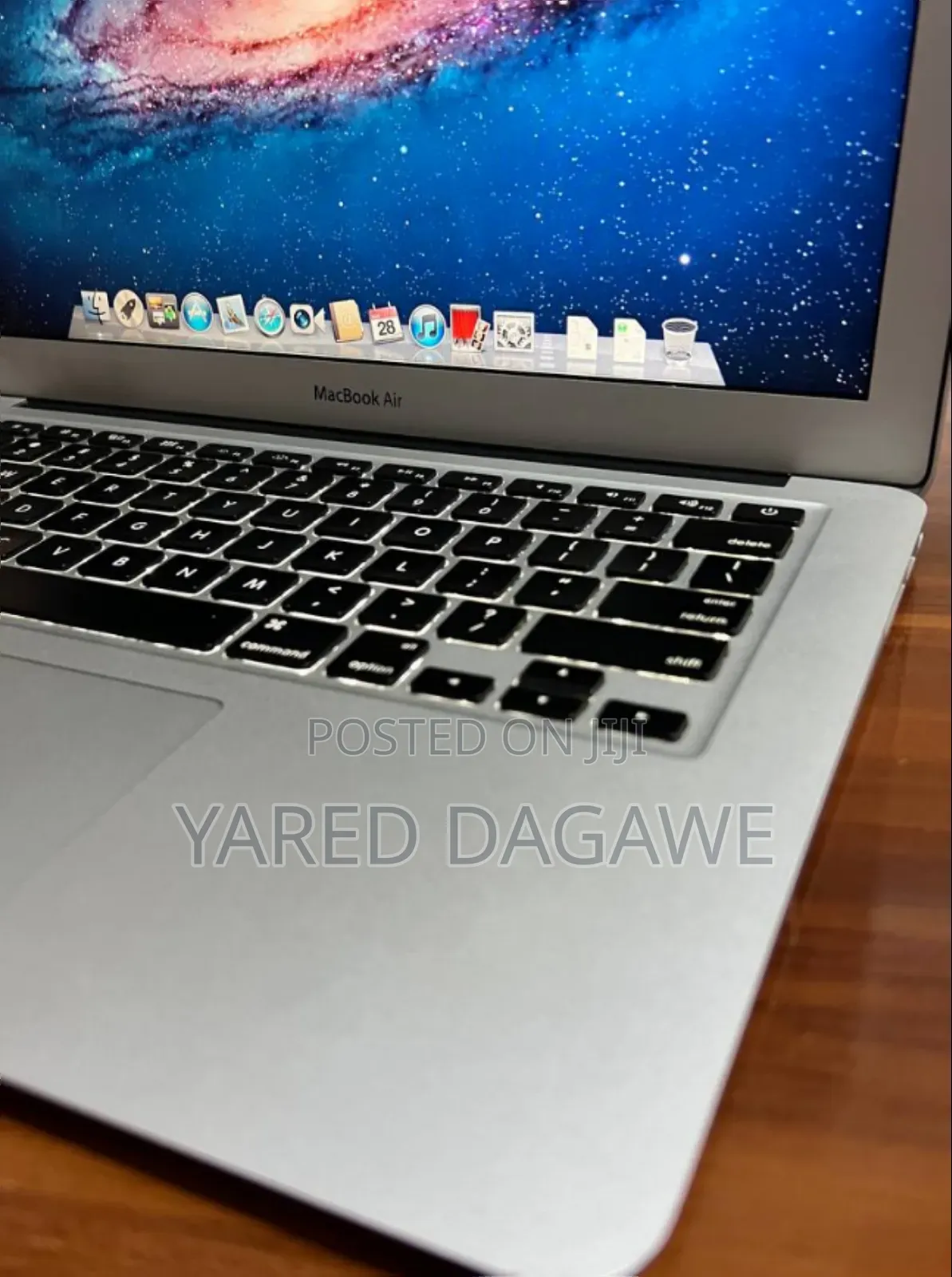 New Laptop Apple MacBook Air 2015 8GB Intel Core I5 SSD 256GB