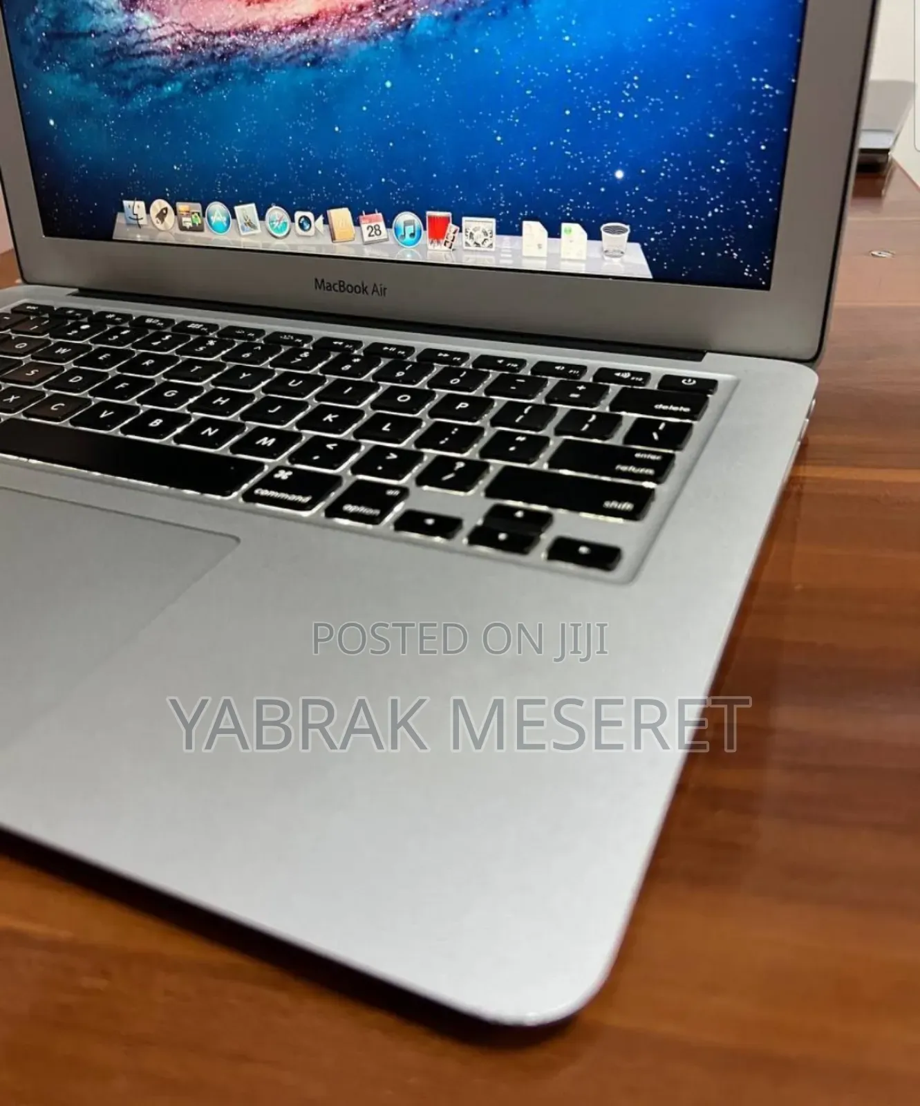 New Laptop Apple MacBook Air 2015 8GB Intel Core I5 SSD 256GB