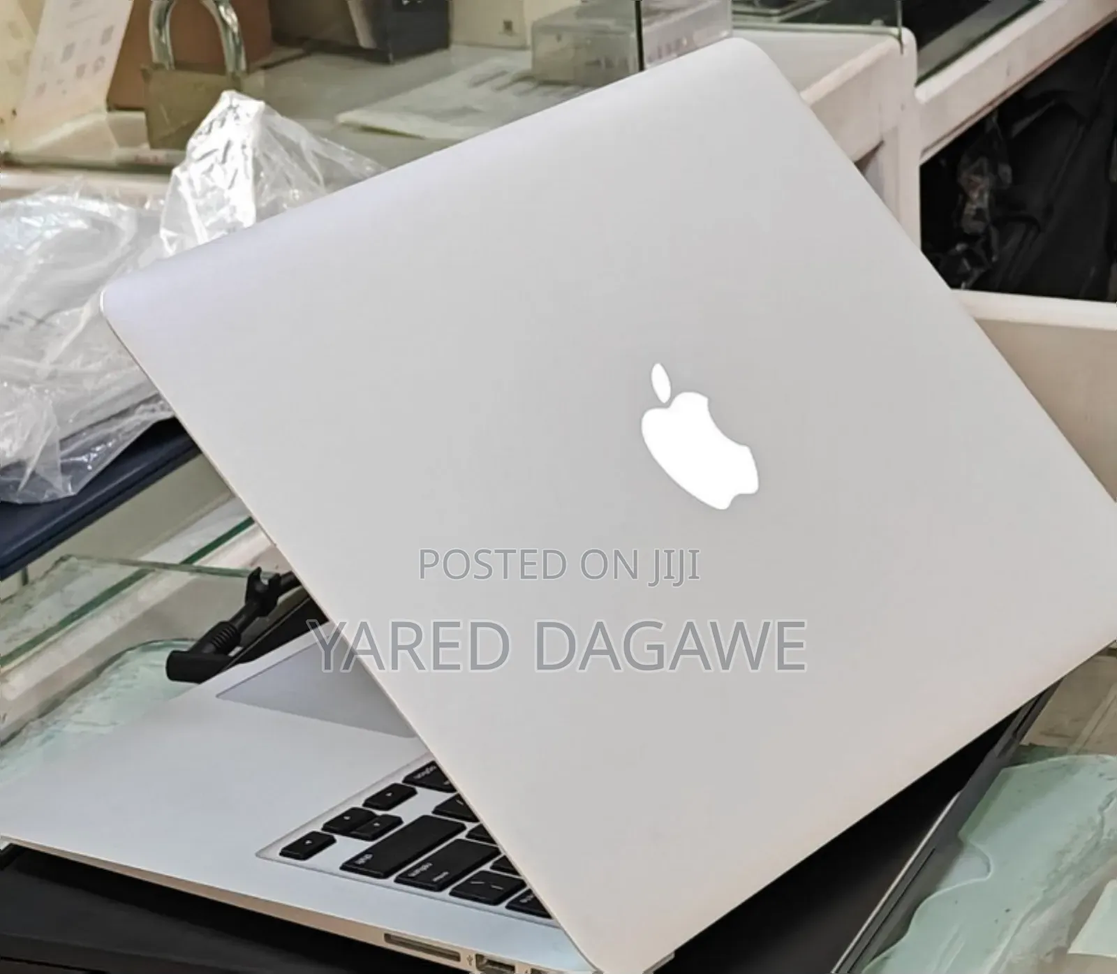 New Laptop Apple MacBook Air 2015 8GB Intel Core I5 SSD 256GB