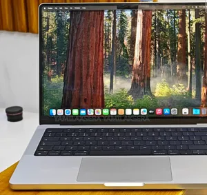 New Laptop Apple MacBook Pro M1 16GB Apple M1 Pro SSD 1T