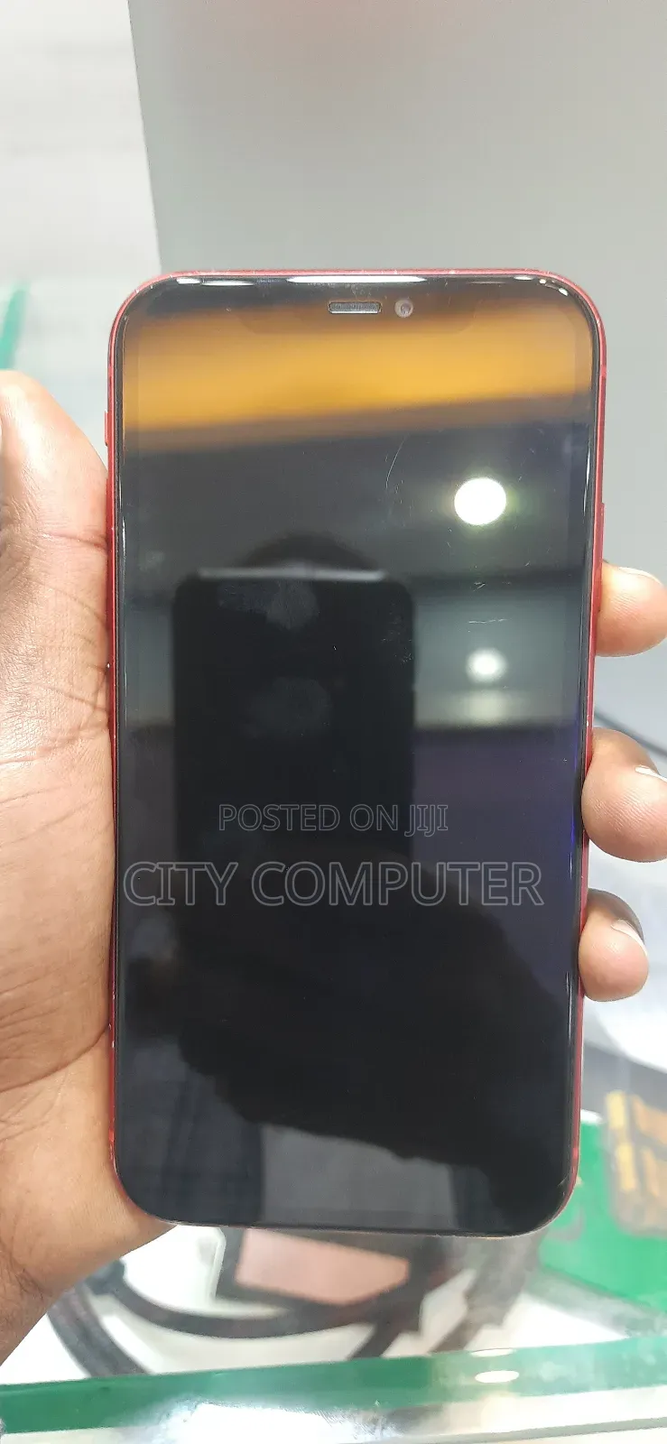 New Apple iPhone 11 64 GB Red