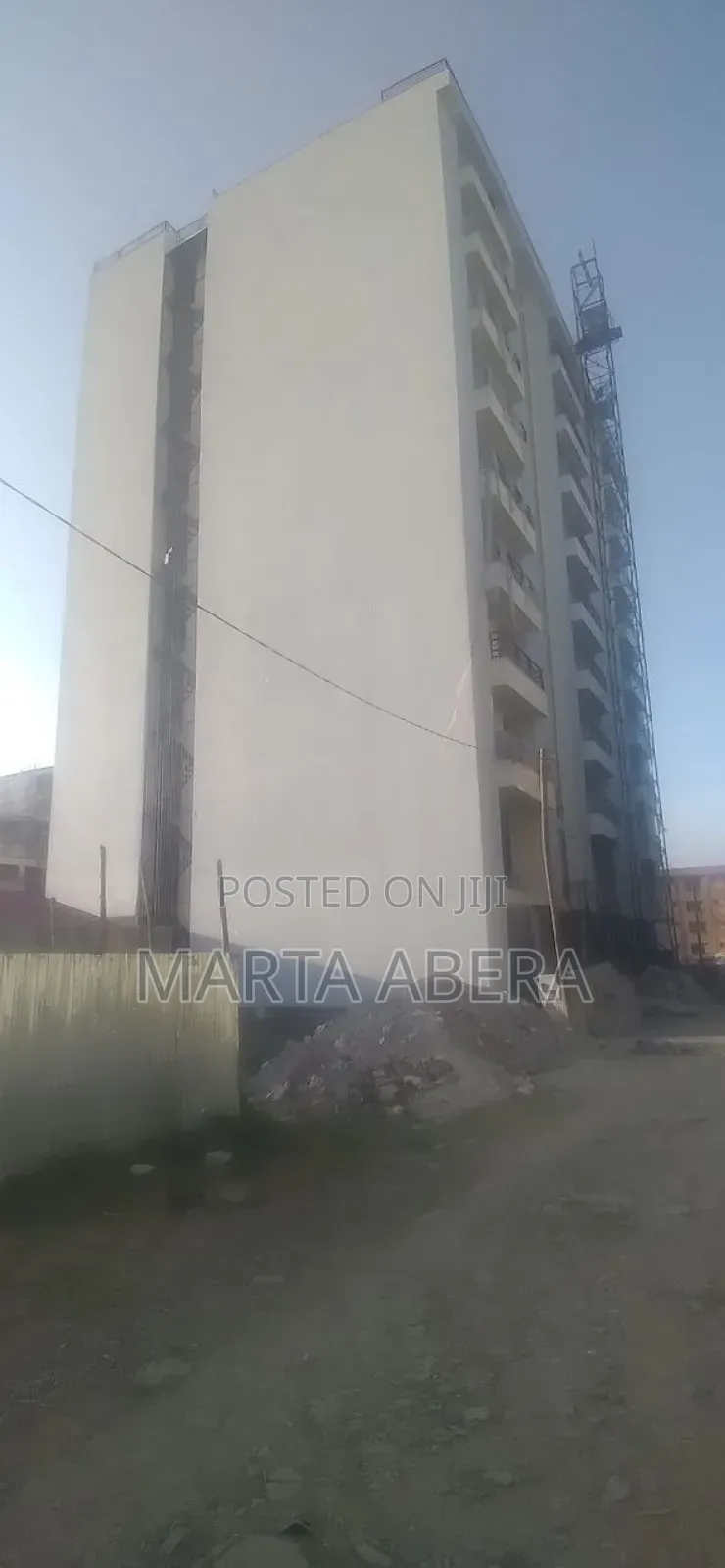 3bdrm Apartment in Yeka for sale