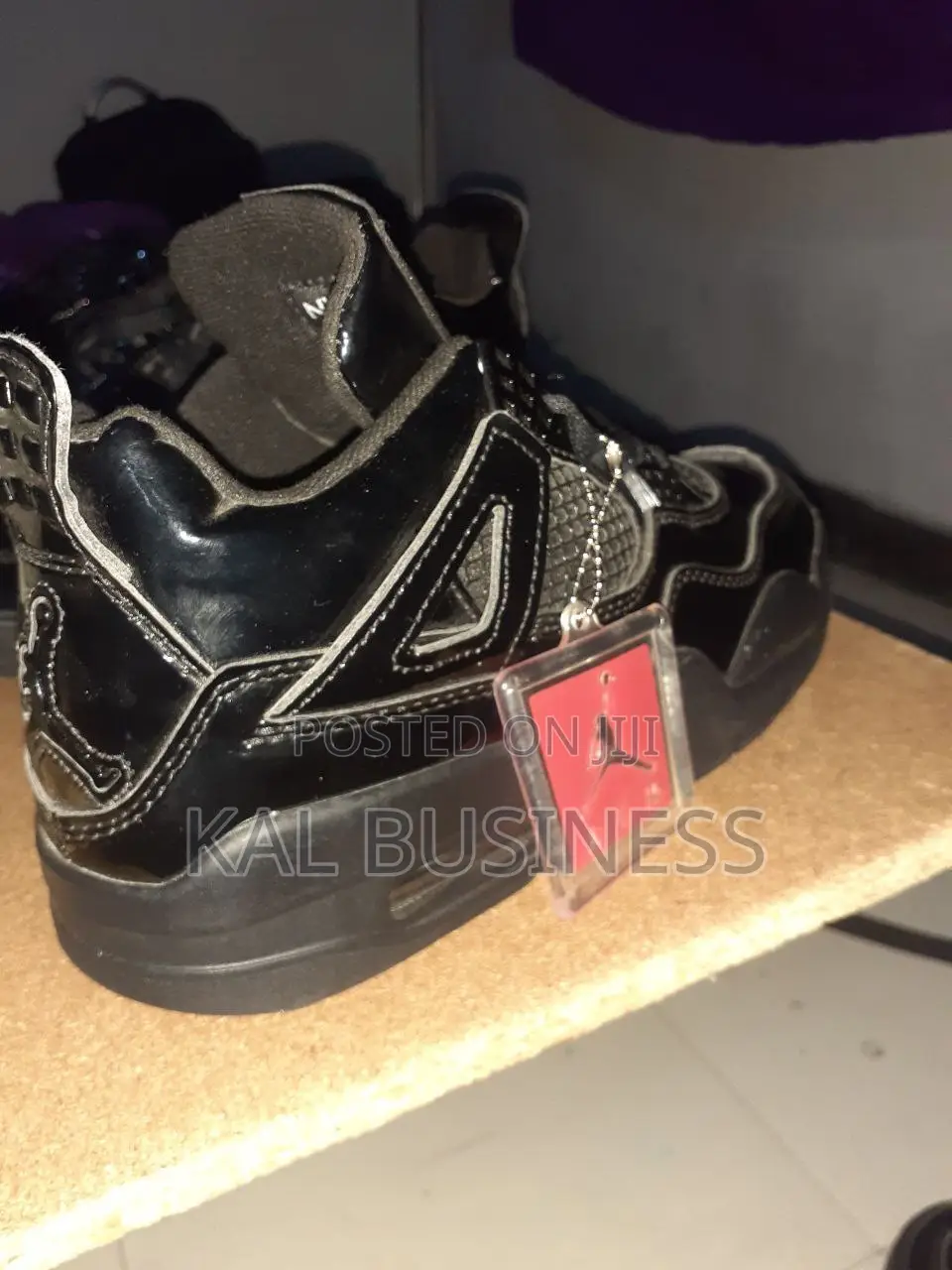 Air Jordan 4 Retro - Black Cat
