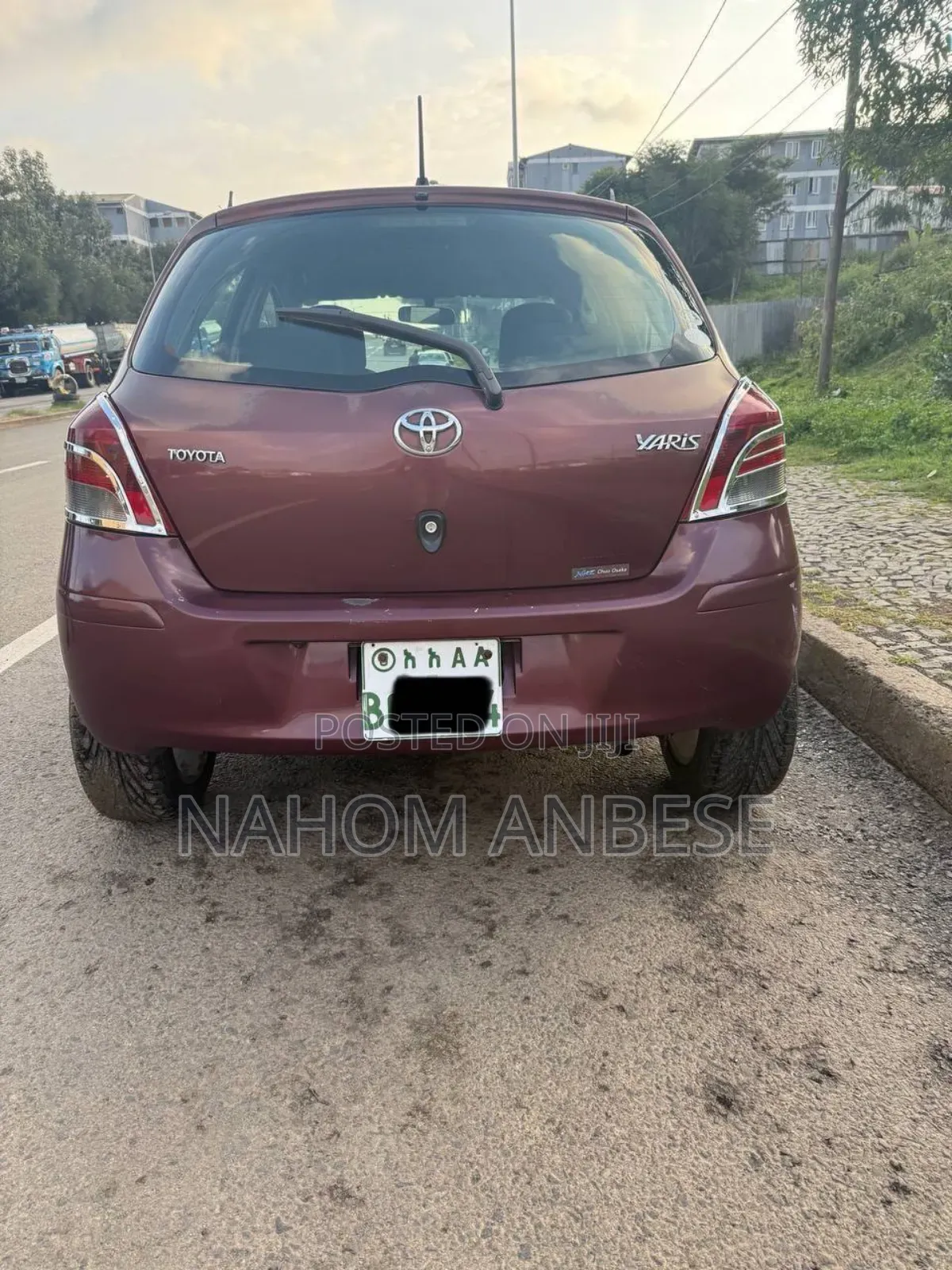 Toyota Yaris 2010 Beige