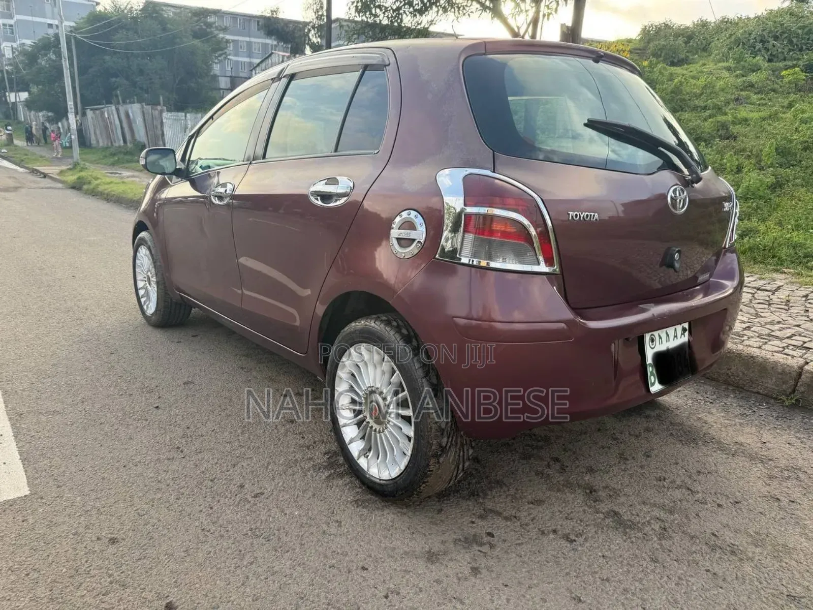 Toyota Yaris 2010 Beige
