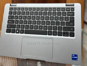 Photo - New Laptop Dell Latitude 5340 16GB Intel Core I7 SSD 512GB