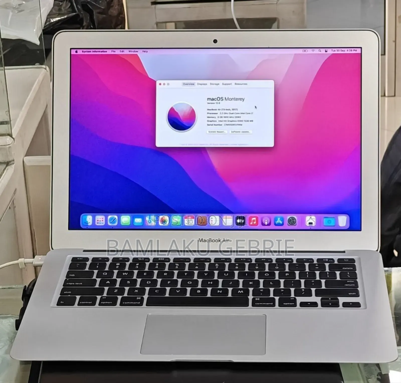 New Laptop Apple MacBook Air 2017 8GB Intel Core i5 SSD 256GB
