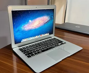 New Laptop Apple MacBook Air 2015 8GB Intel Core I5 SSD 256GB