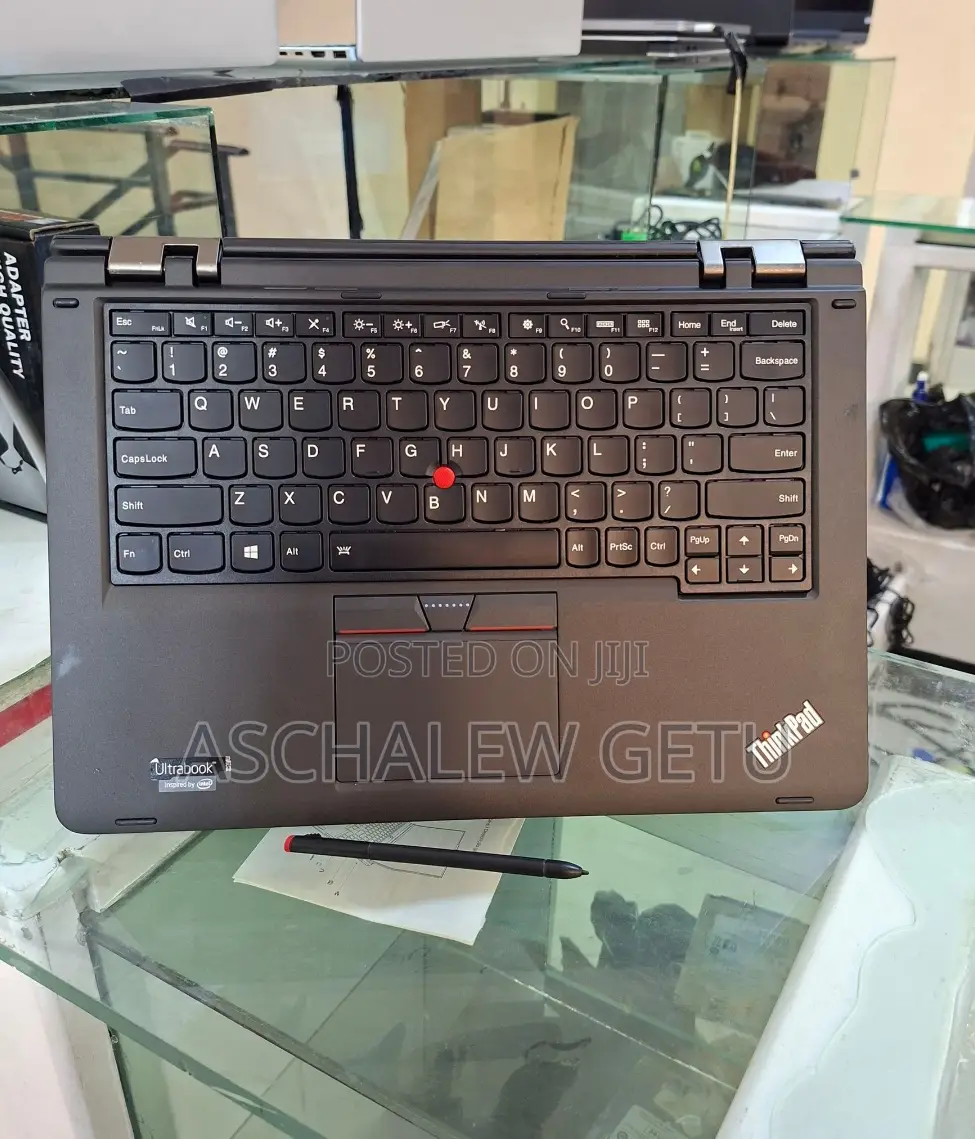 New Laptop Lenovo ThinkPad Yoga 8GB Intel Core I7 SSD 512GB