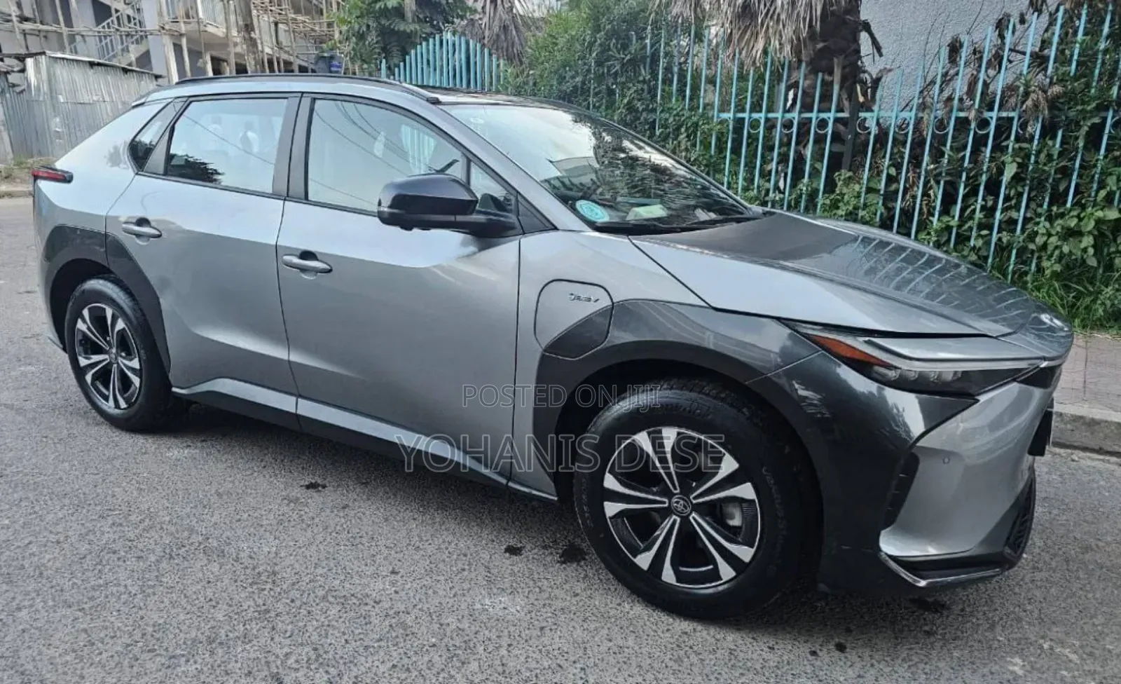 Toyota bZ4X 2024 Gray