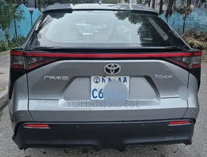 Toyota bZ4X 2024 Gray