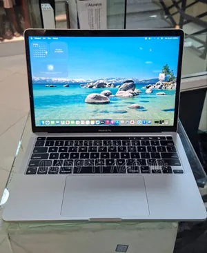 New Laptop Apple MacBook Pro 2022 M2 8GB Apple M2 SSD 512GB