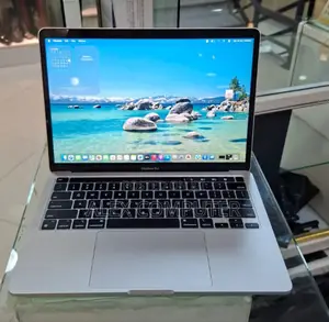 New Laptop Apple MacBook Pro 2022 M2 8GB Apple M2 SSD 512GB