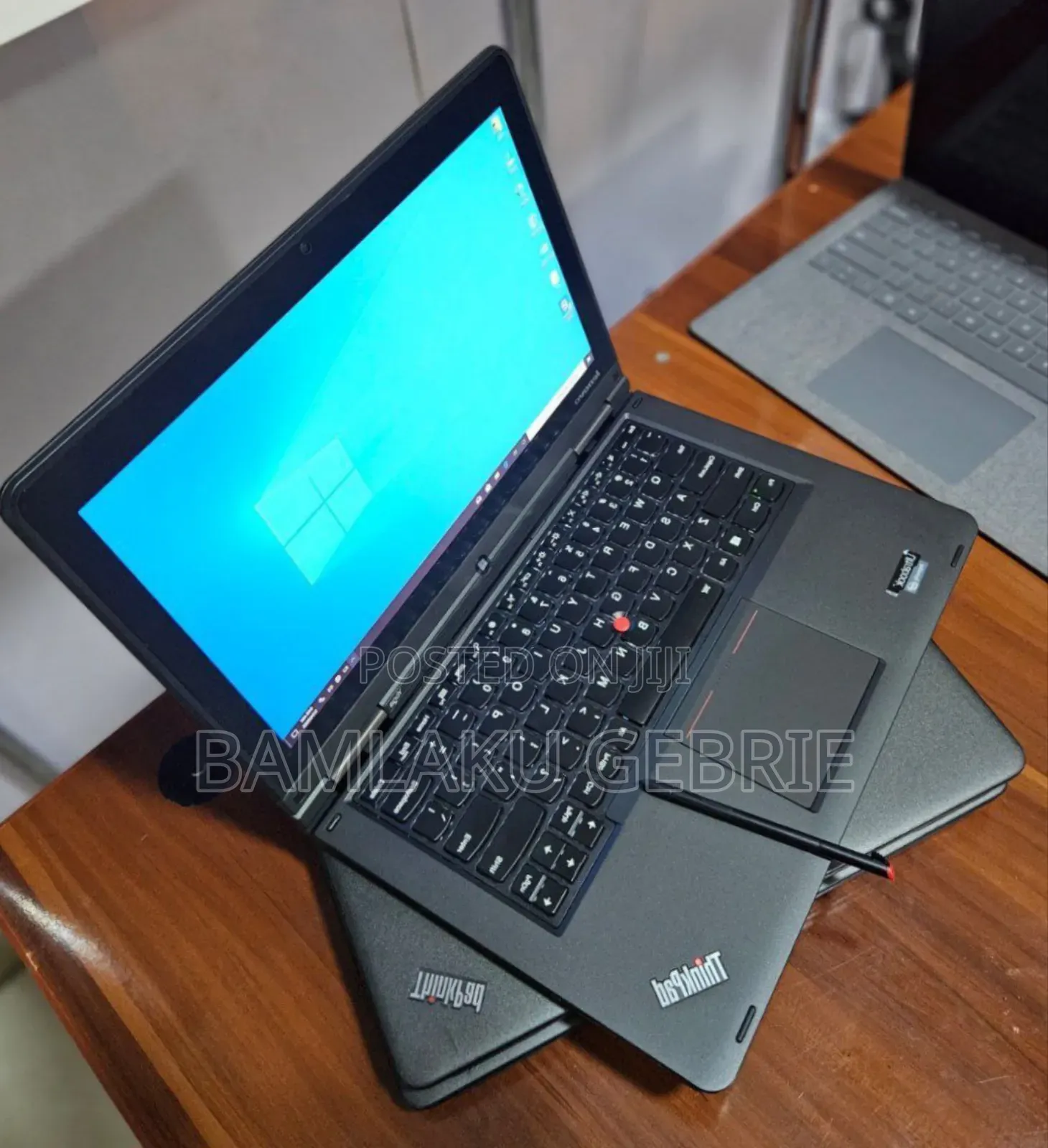 New Laptop Lenovo ThinkPad Yoga 370 8GB Intel Core I5 HDD 500GB
