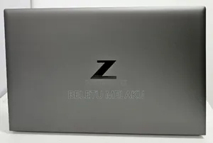 New Laptop HP ZBook Firefly G8 16GB Intel Core I7 SSD 1T