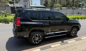Toyota Land Cruiser Prado 2020 Black