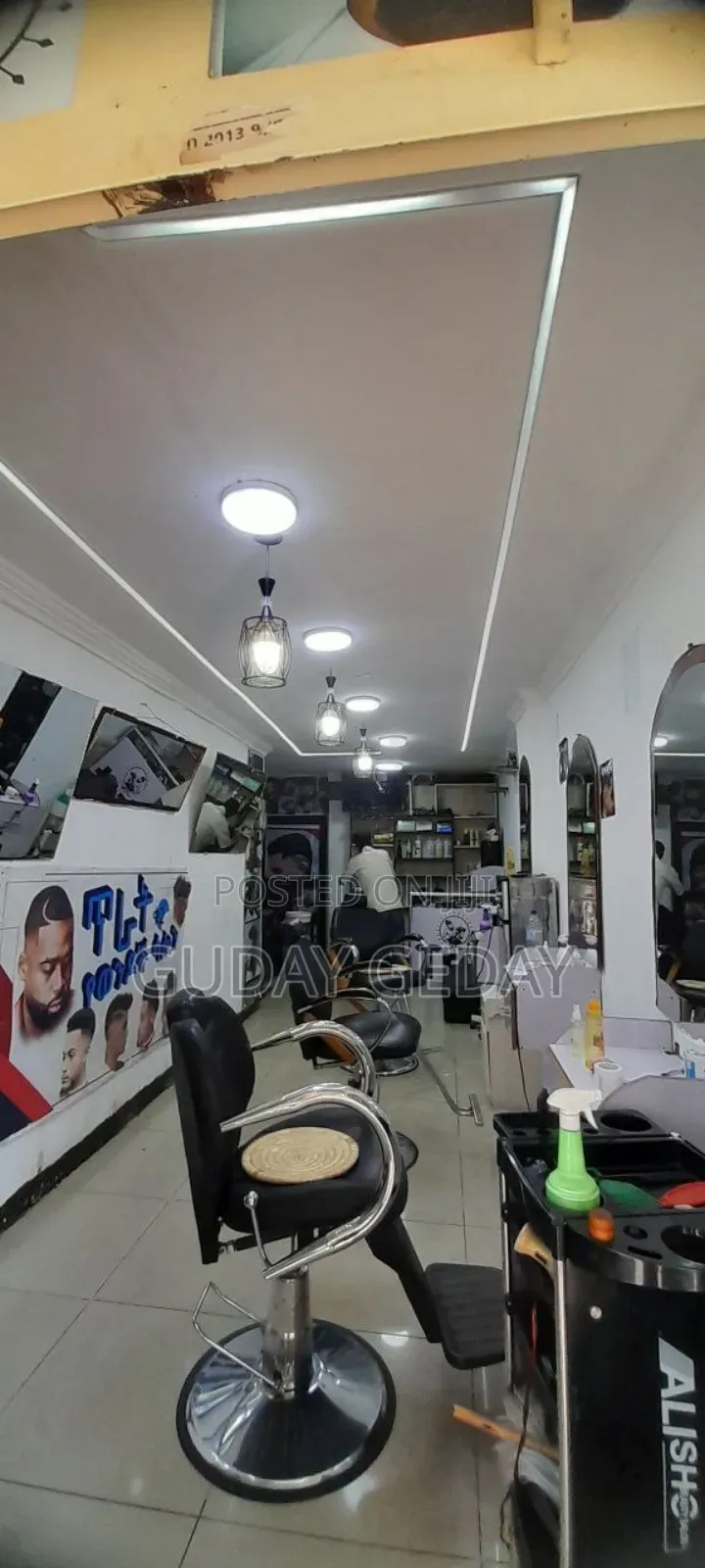 47 ካሬ ሱቅ/ Shop for Sale/