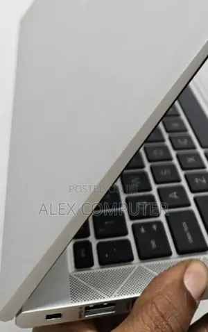 New Laptop HP EliteBook 840 G8 16GB Intel Core I7 SSD 512GB