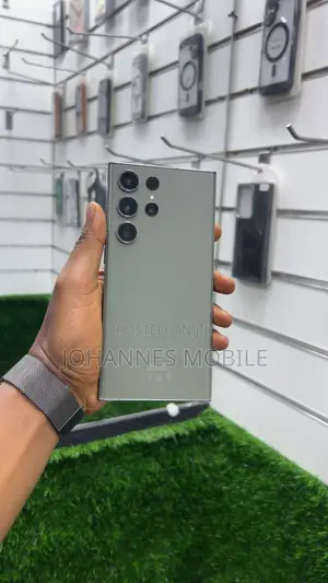 Photo - Samsung Galaxy S23 Ultra 256 GB Gray