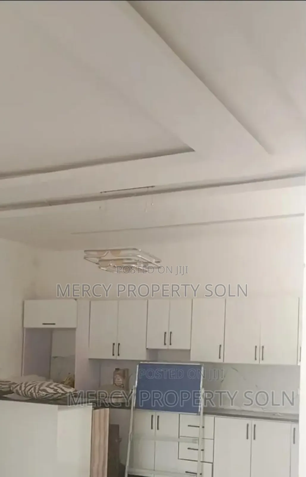 Furnished 7bdrm House in Bole for sale