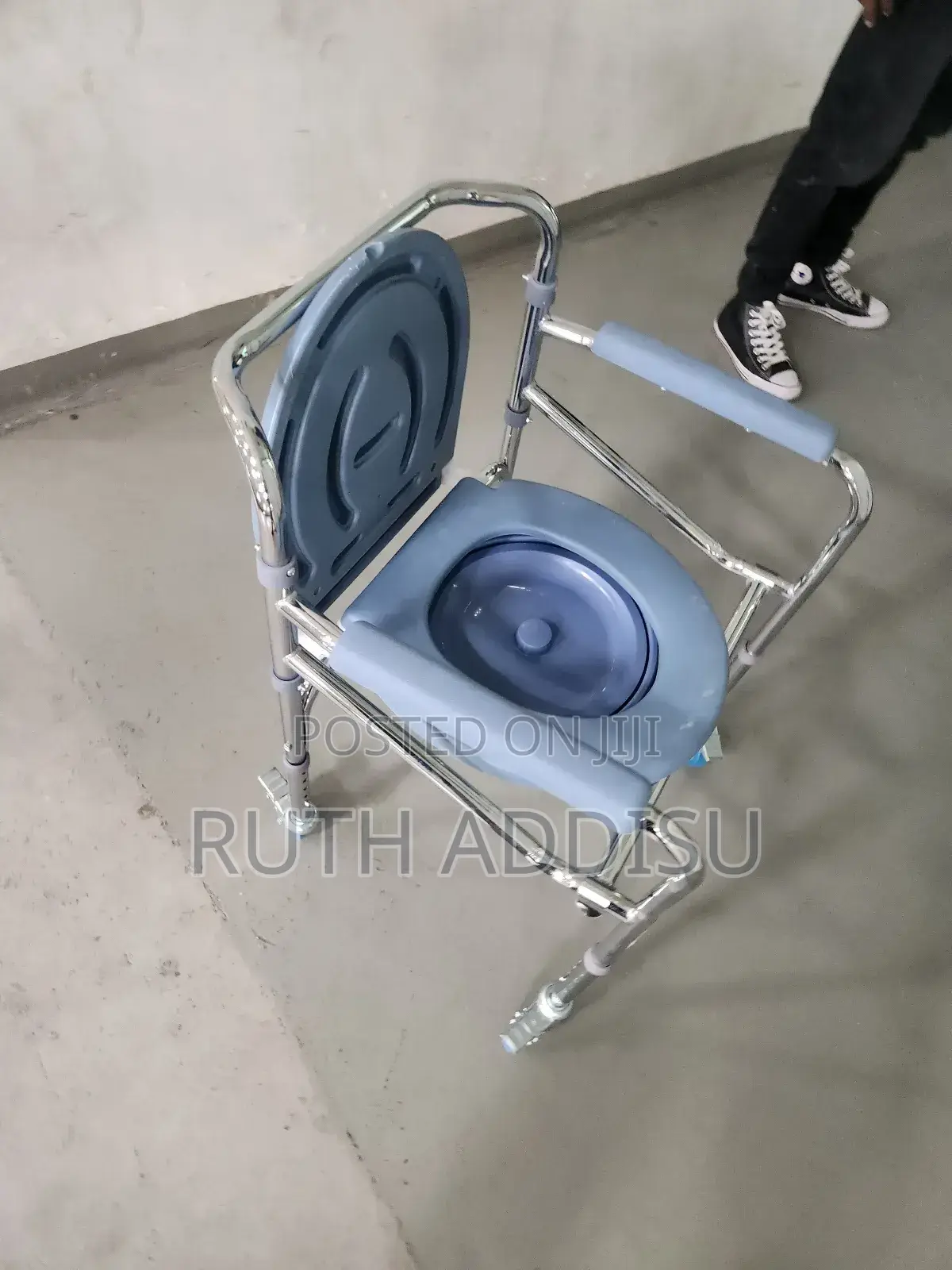 Four Mini Wheels Drive Commode Wheelchair塊莖wheelchair哦唷wheelchair New