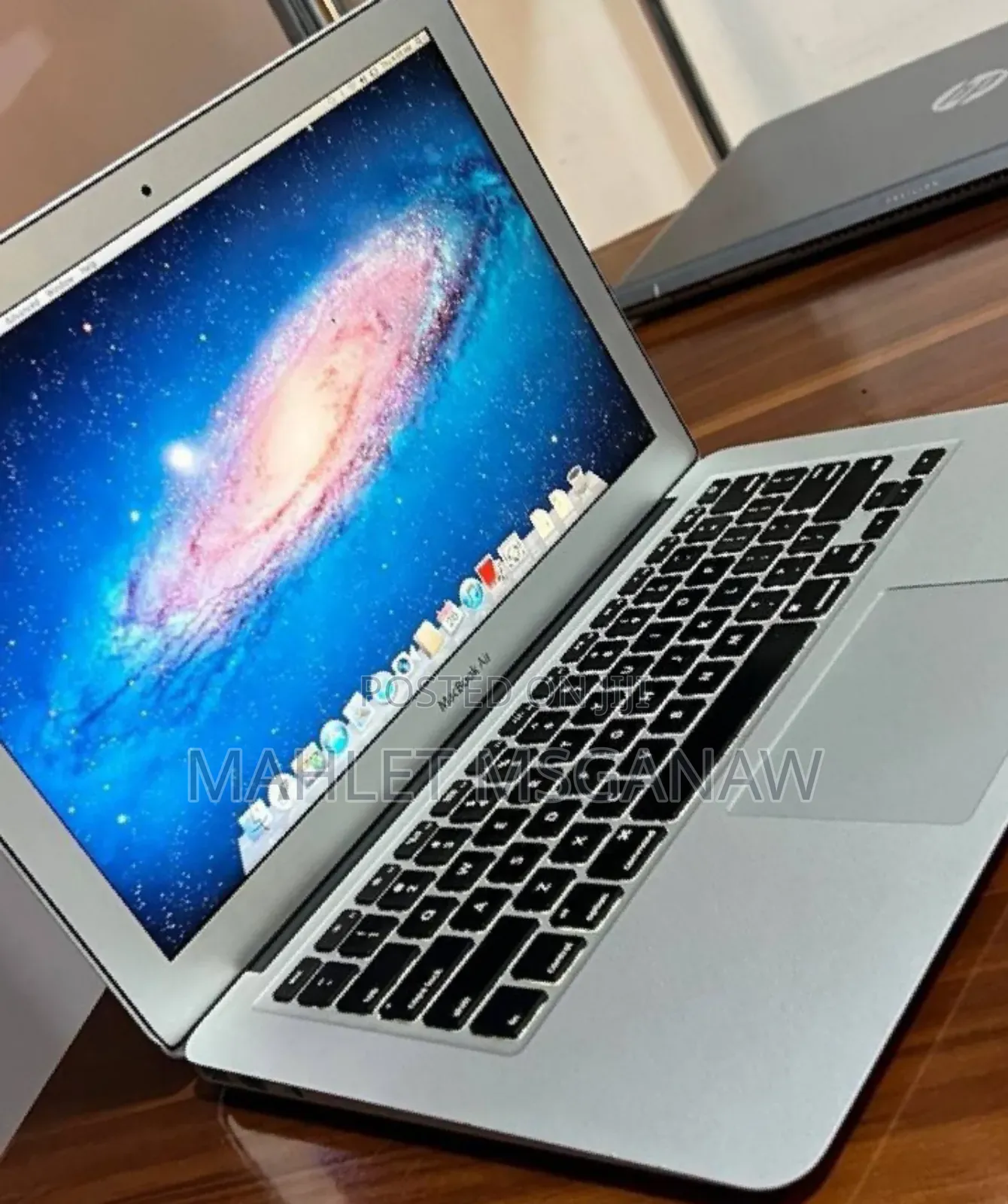 New Laptop Apple MacBook Air 2015 8GB Intel Core I5 SSD 256GB