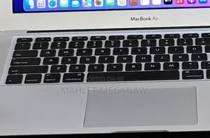 New Laptop Apple MacBook Air 2017 8GB Intel Core I5 SSD 256GB