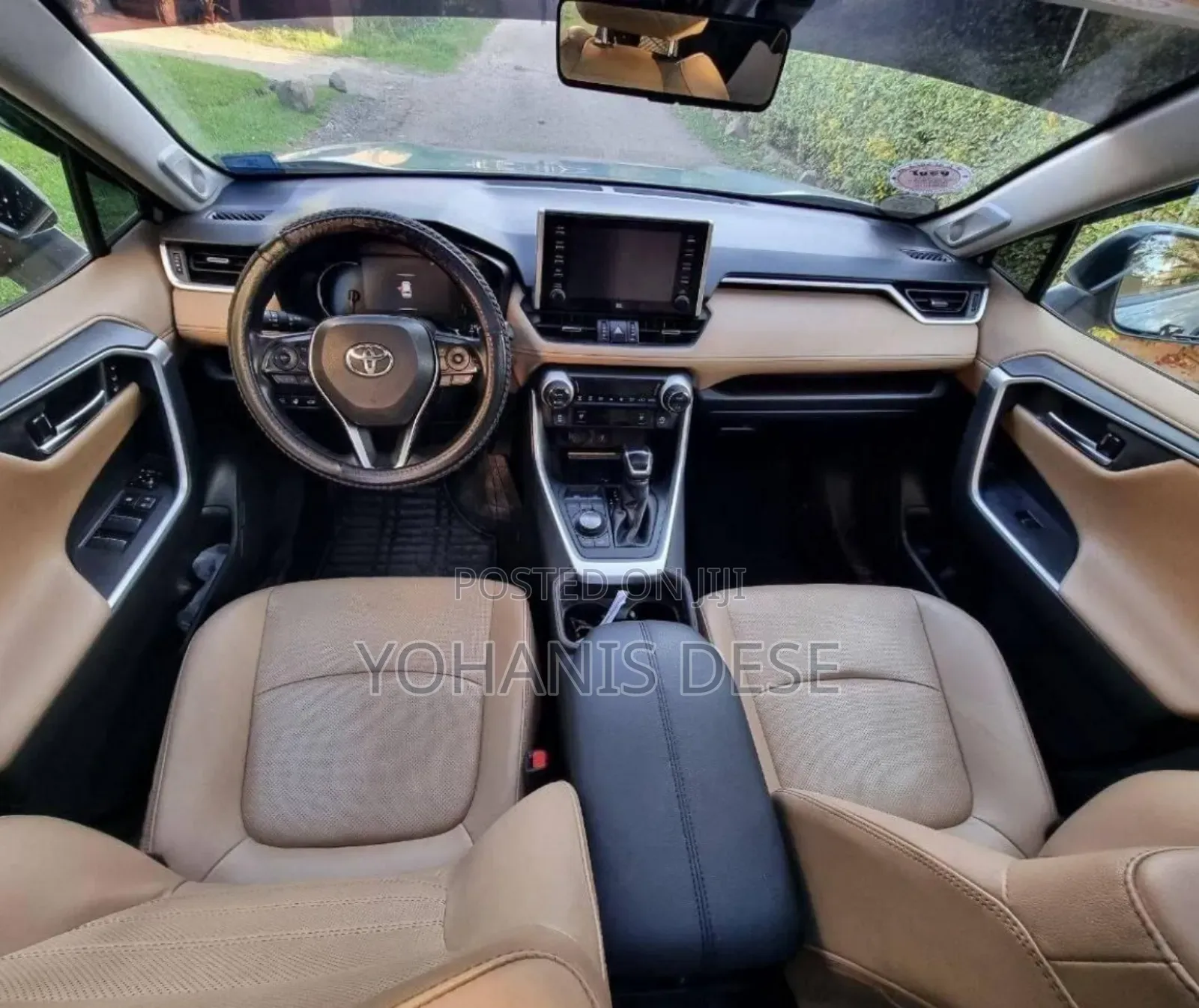 Toyota RAV4 2021 Blue